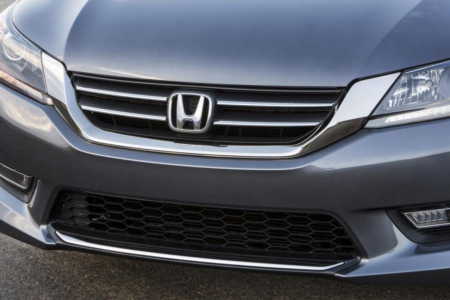  Honda Accord Sport Sedan 2013 года  (фото 75 из 147)